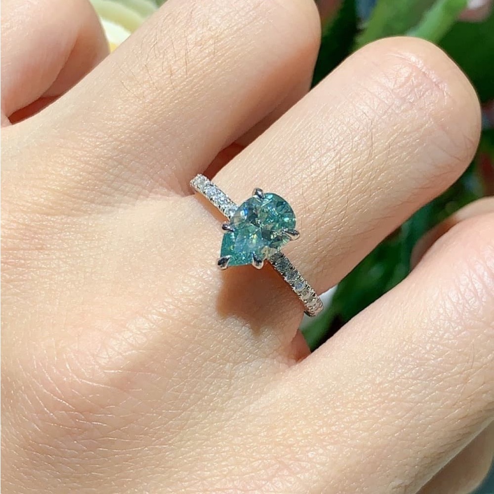 1.5 Carat Teardrop Shape Moissanite 925 Sterling Silver Ring